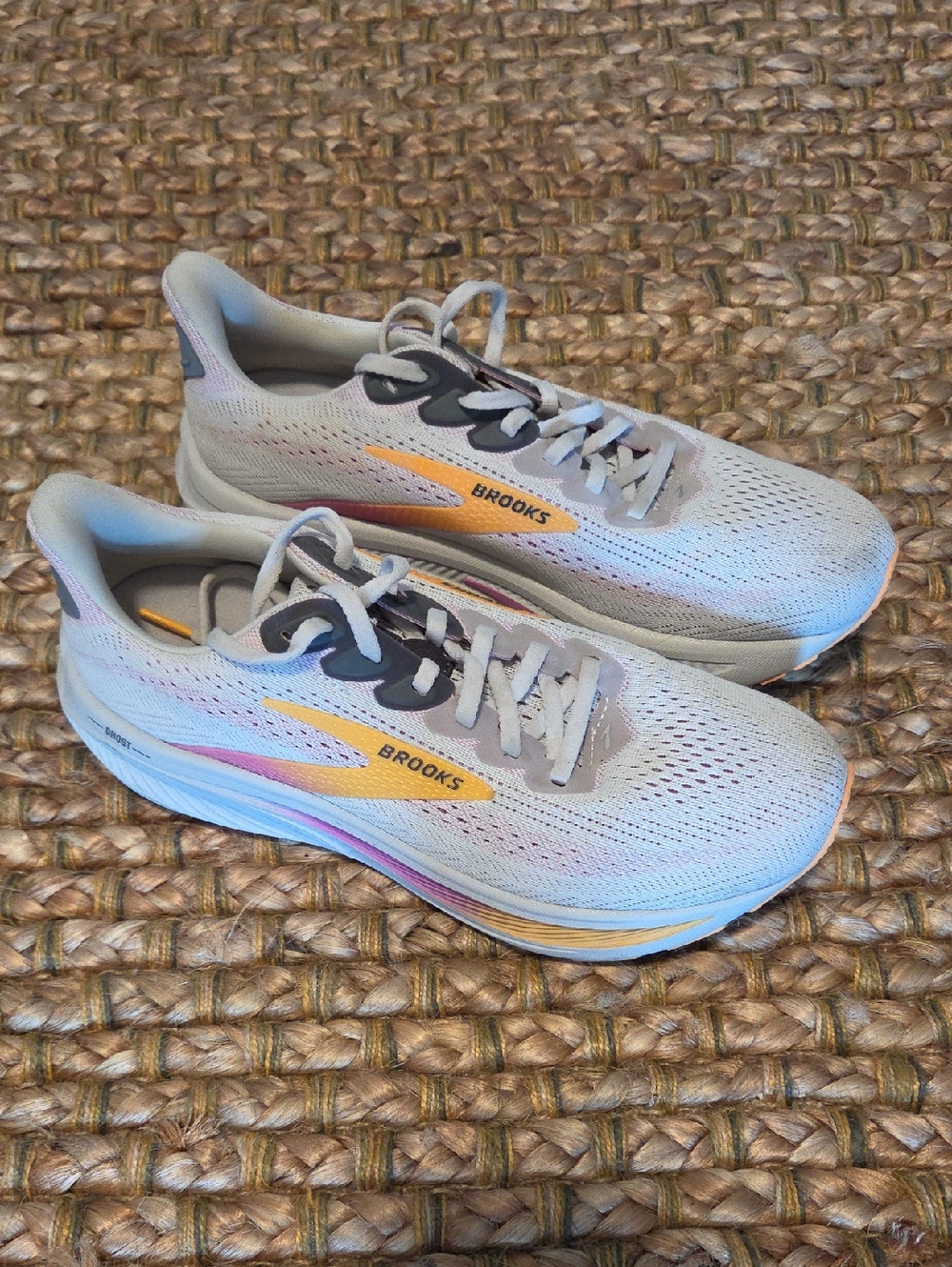 Brooks Ghost 17